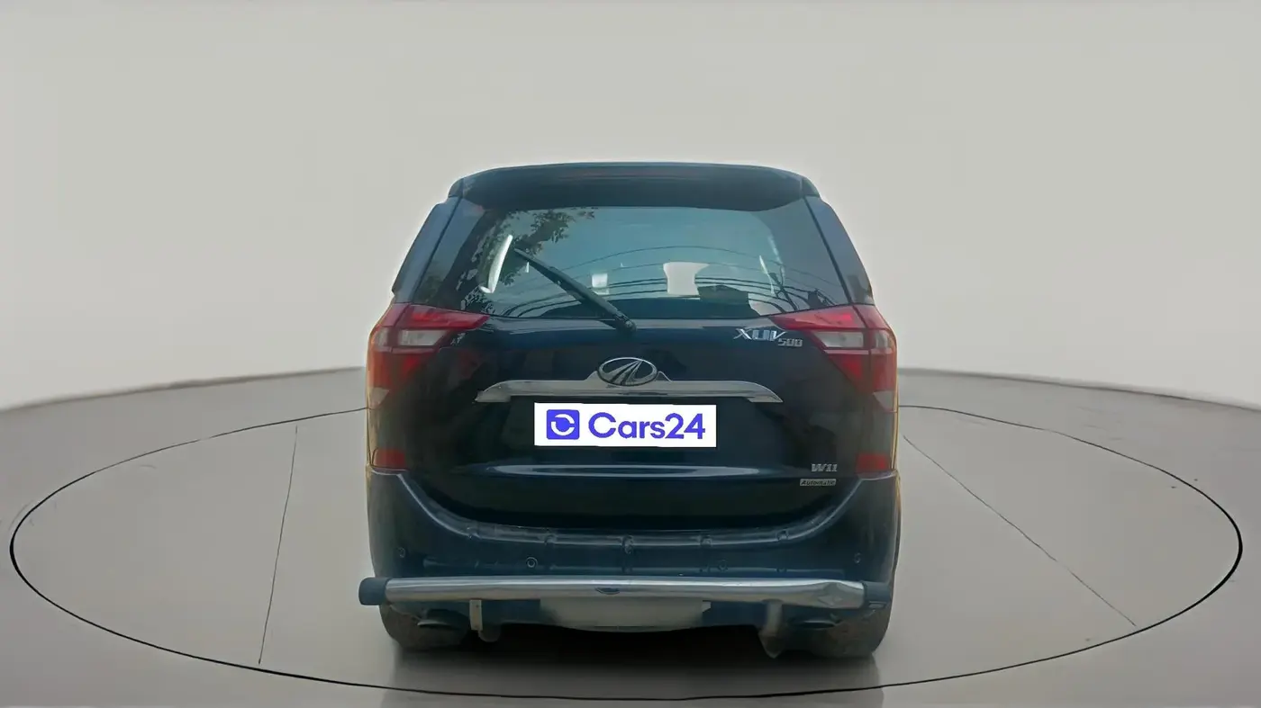 2019 Mahindra XUV500 W11 AT, Diesel, Automatic, 1,05,152 km, exterior