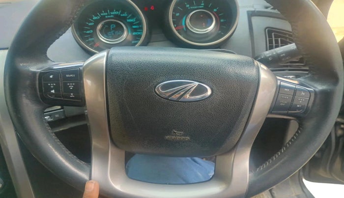 2019 Mahindra XUV500 W11 AT, Diesel, Automatic, 1,05,152 km, interior