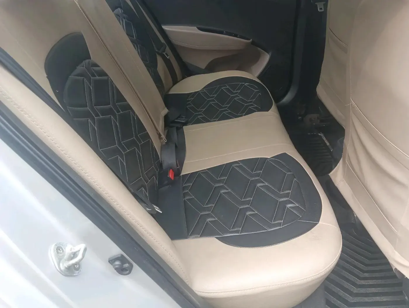 2017 Hyundai Xcent S 1.2, Petrol, Manual, 13,066 km, interior