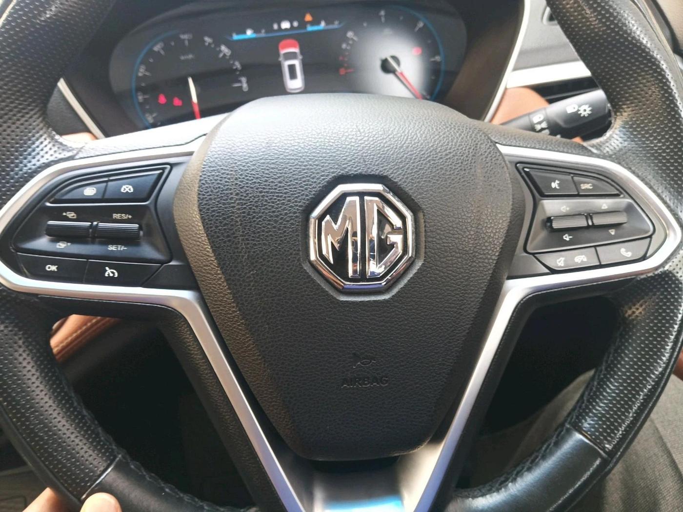 2022 MG HECTOR PLUS SHARP 2.0 DIESEL TURBO MT 6-STR, Diesel, Manual, 68,000 km, interior