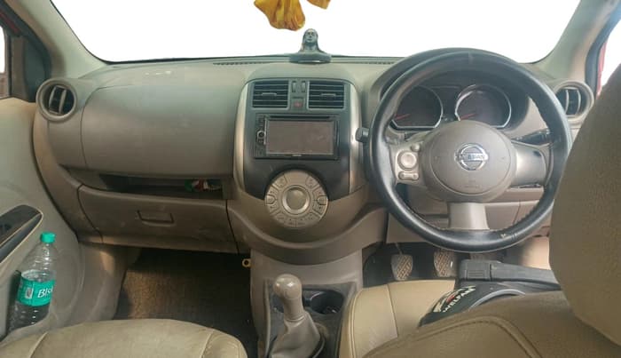 2014 Nissan Sunny XV PETROL, CNG, Manual, 89,733 km, interior