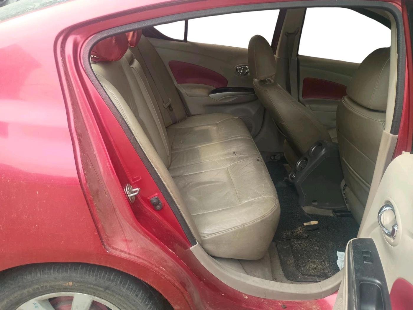 2014 Nissan Sunny XV PETROL, CNG, Manual, 89,733 km, interior