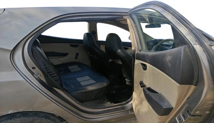 2013 Hyundai Eon MAGNA +, Petrol, Manual, 83,204 km, interior