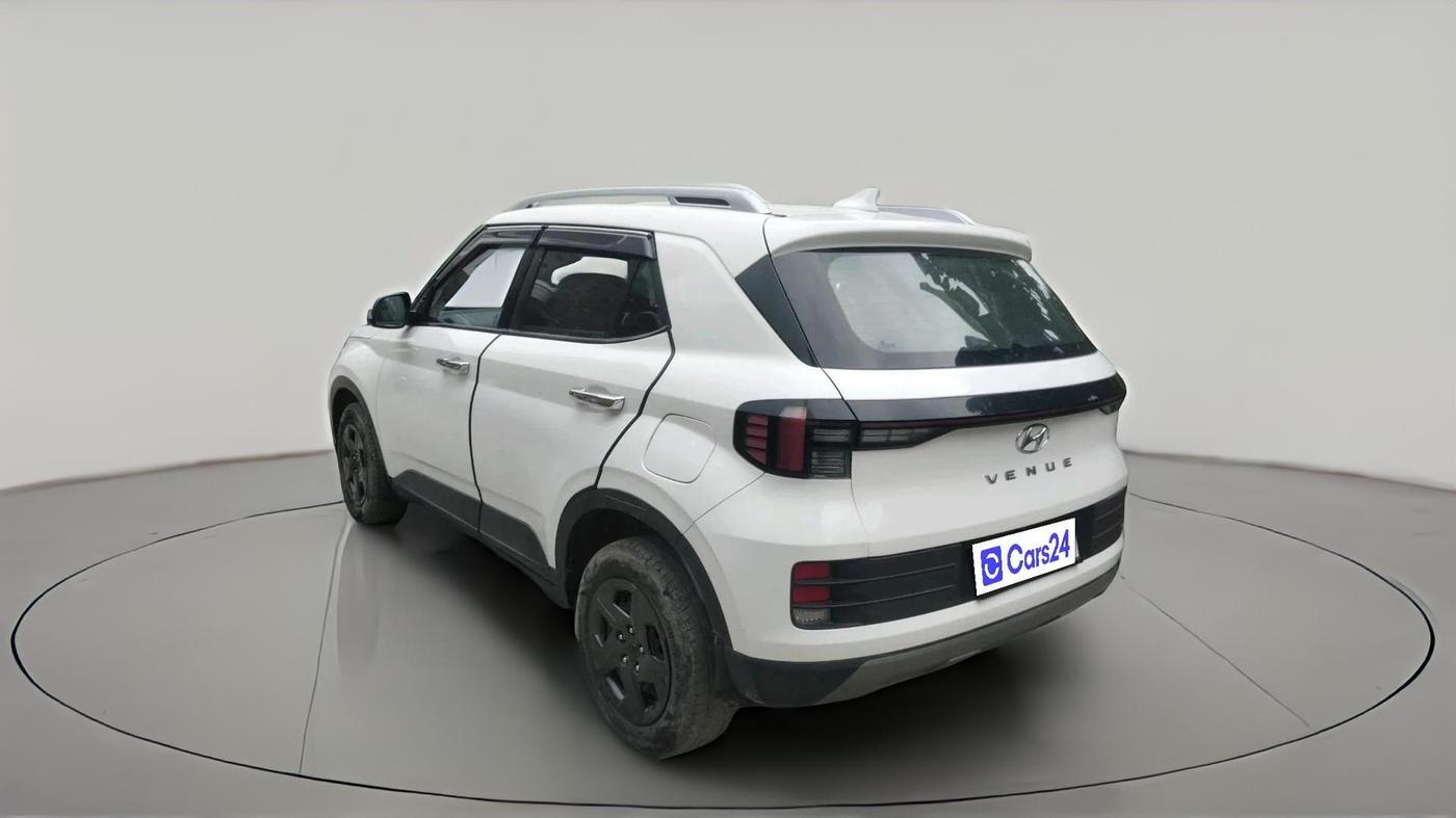 2023 Hyundai VENUE S(O) 1.2, Petrol, Manual, 28,390 km, exterior