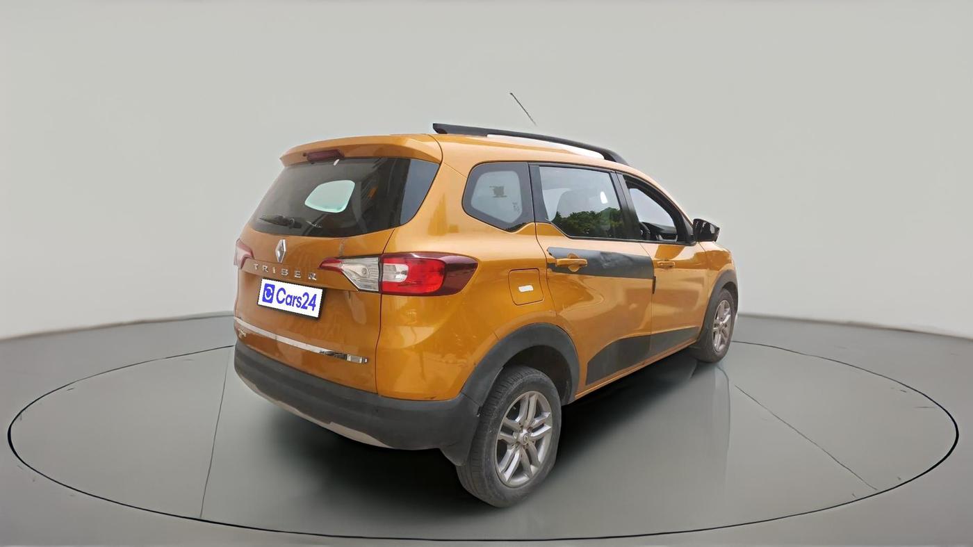 2021 Renault TRIBER RXZ, Petrol, Manual, 43,194 km, exterior