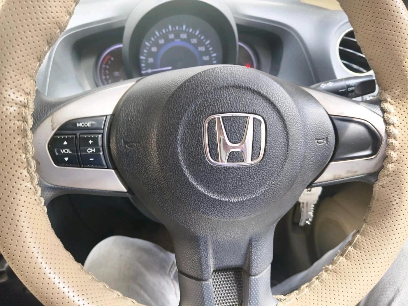 2014 Honda Amaze 1.2L I-VTEC S, Petrol, Manual, 36,420 km, interior