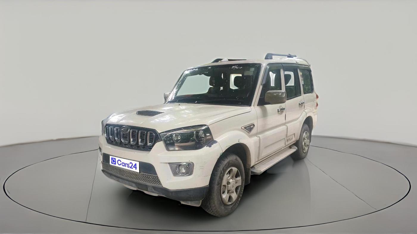 2018 Mahindra Scorpio S3, Diesel, Manual, 97,485 km, exterior