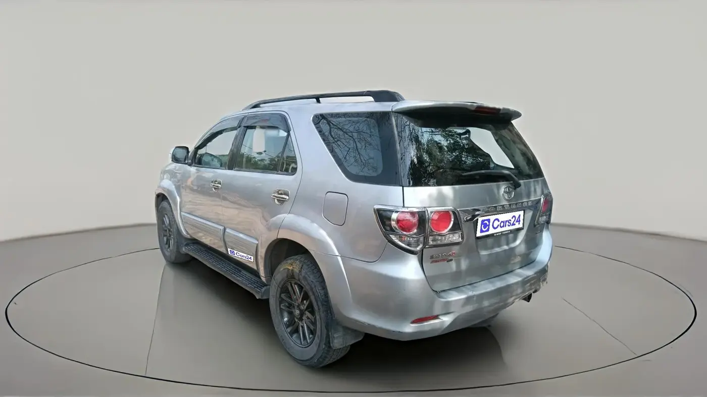 2016 Toyota Fortuner 3.0 4X4 AT, Diesel, Automatic, 1,05,032 km, exterior