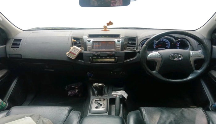 2016 Toyota Fortuner 3.0 4X4 AT, Diesel, Automatic, 1,05,032 km, interior