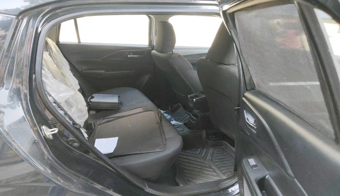 2025 Maruti Swift VXi (O) CNG, CNG, Manual, 20,784 km, interior