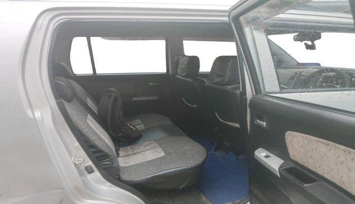 2014 Maruti Wagon R 1.0 VXI, Petrol, Manual, 1,24,350 km, interior
