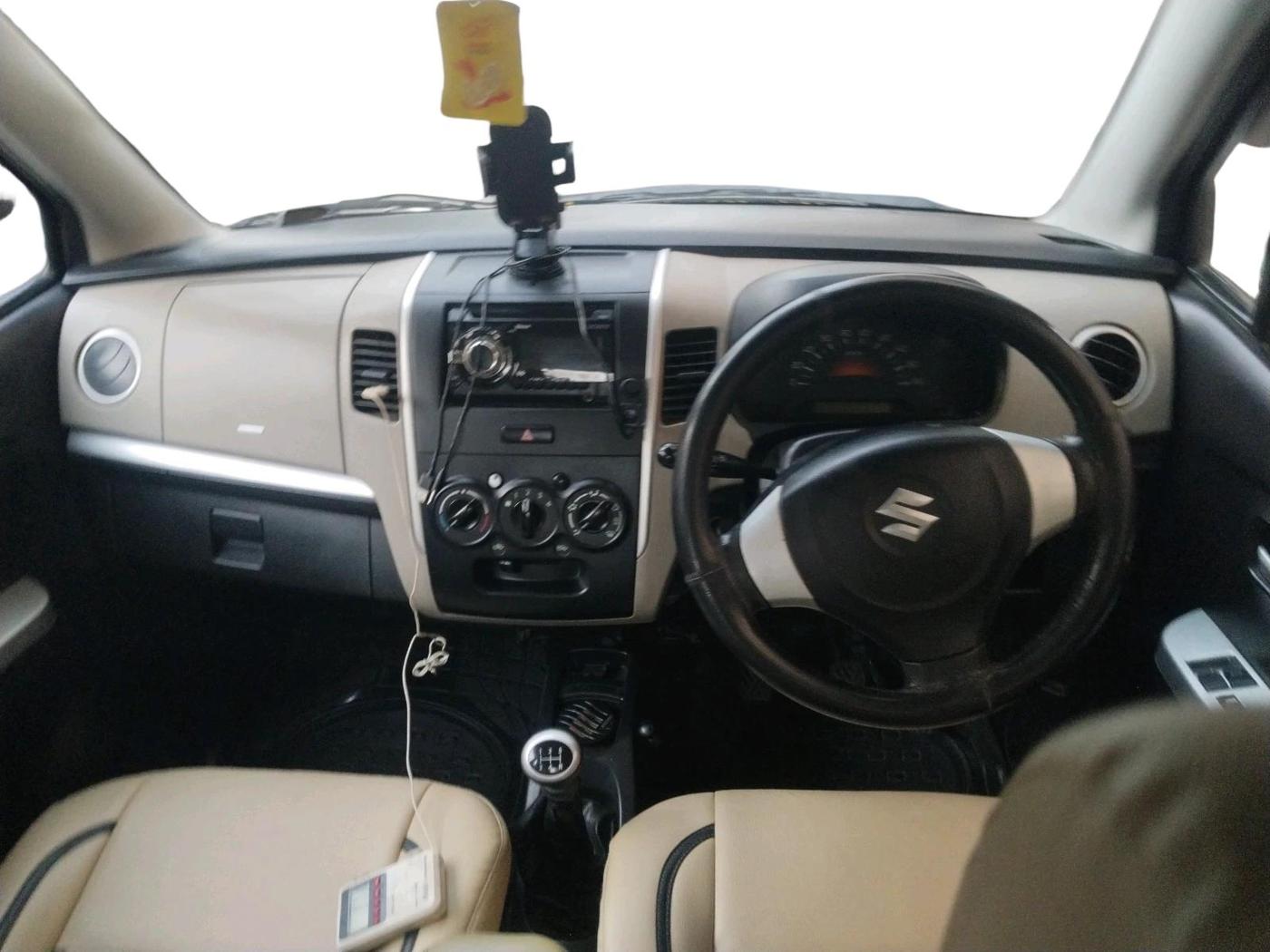 2016 Maruti Wagon R 1.0 LXI CNG, CNG, Manual, 70,181 km, interior