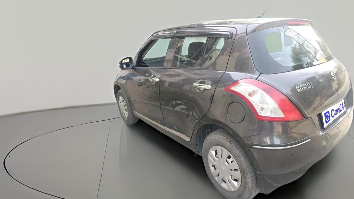 2017 Maruti Swift LXI (O), Petrol, Manual, 72,201 km, exterior