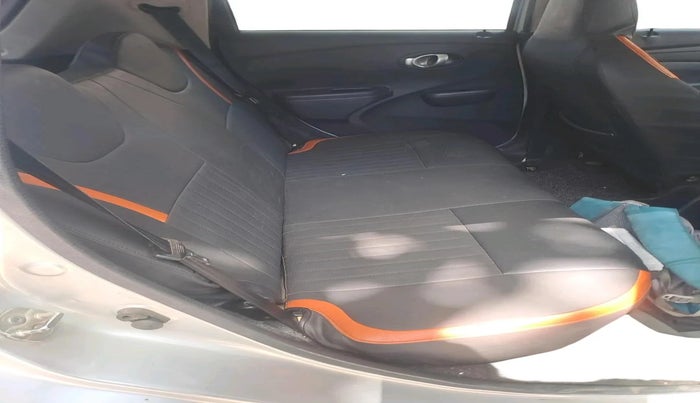 2018 Datsun Go T, CNG, Manual, 80,024 km, interior