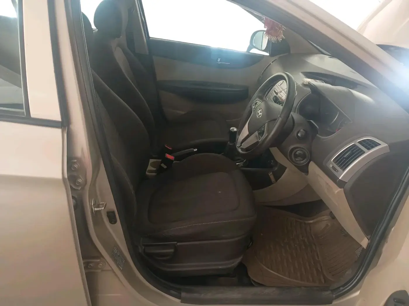 2011 Hyundai i20 SPORTZ 1.2, Petrol, Manual, 95,511 km, interior