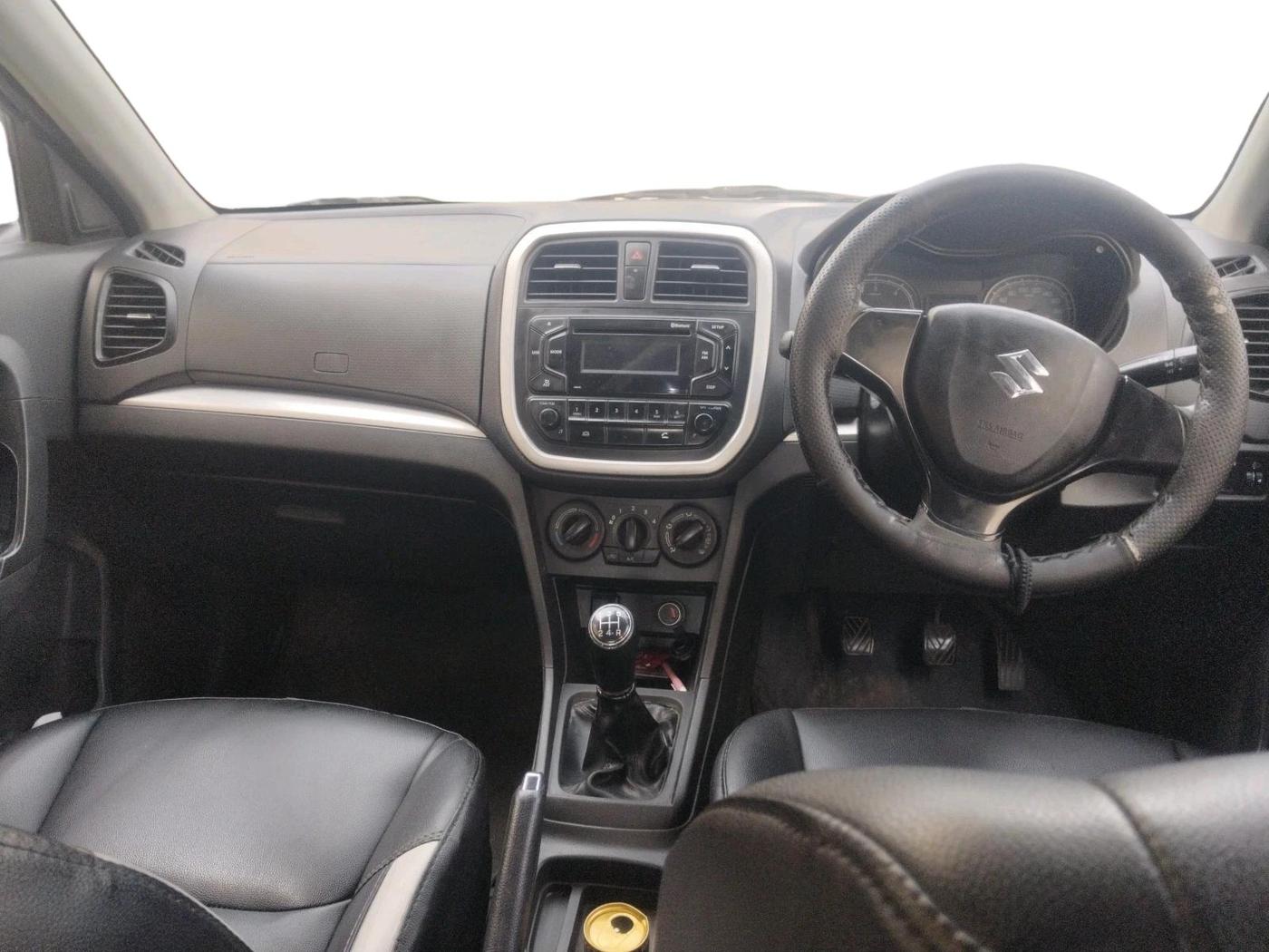 2017 Maruti Vitara Brezza VDI (O), Diesel, Manual, 82,343 km, interior