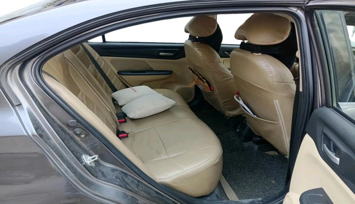 2019 Honda Amaze 1.2L I-VTEC S, Petrol, Manual, 1,16,342 km, interior