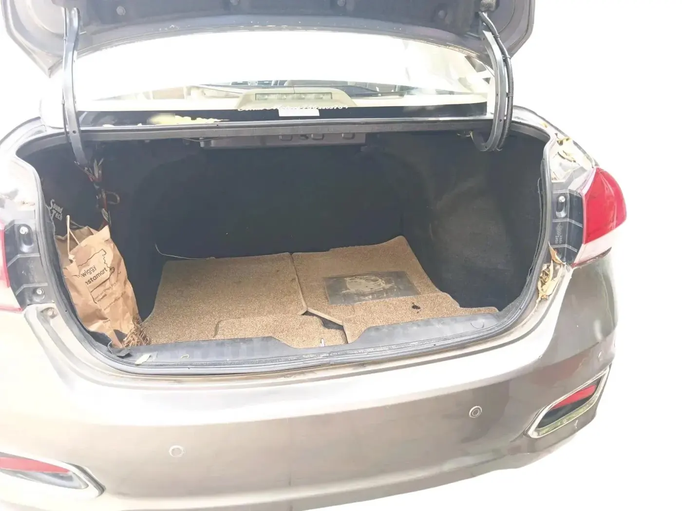 2018 Maruti Ciaz ALPHA  AT 1.5 SHVS PETROL, Petrol, Automatic, 93,033 km, exterior