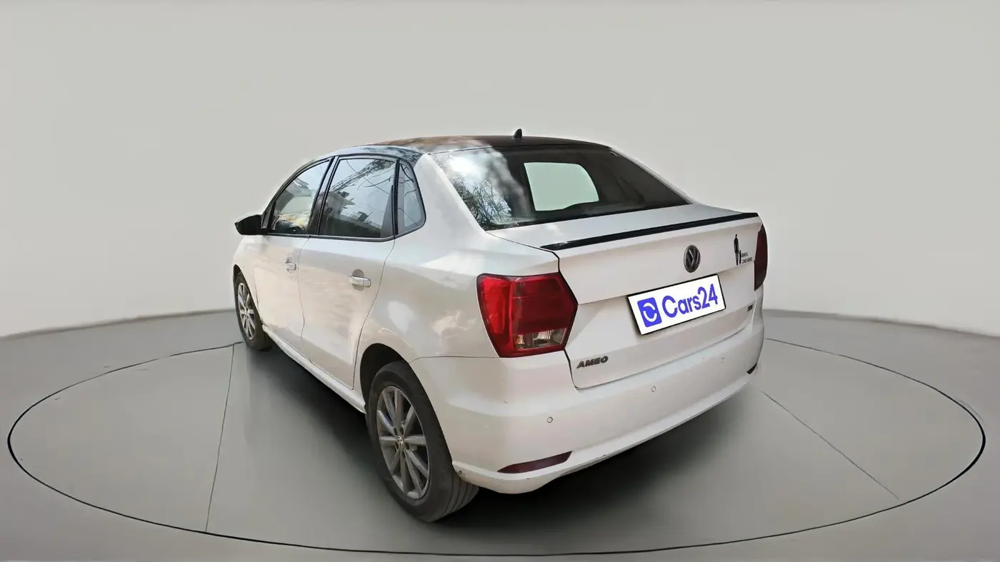 2018 Volkswagen Ameo HIGHLINE PLUS 1.5L AT 16 ALLOY, Diesel, Automatic, 1,05,601 km, exterior