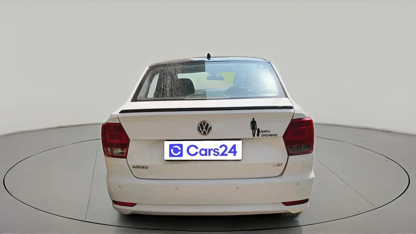 2018 Volkswagen Ameo HIGHLINE PLUS 1.5L AT 16 ALLOY, Diesel, Automatic, 1,05,601 km, exterior