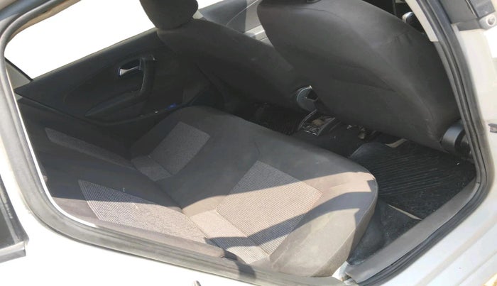 2018 Volkswagen Ameo HIGHLINE PLUS 1.5L AT 16 ALLOY, Diesel, Automatic, 1,05,601 km, interior