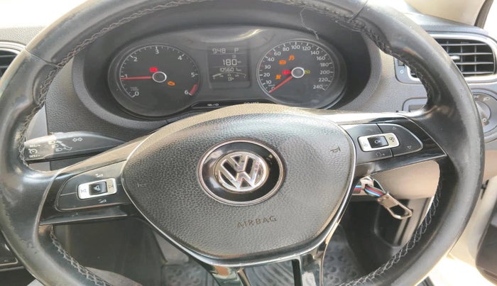 2018 Volkswagen Ameo HIGHLINE PLUS 1.5L AT 16 ALLOY, Diesel, Automatic, 1,05,601 km, interior