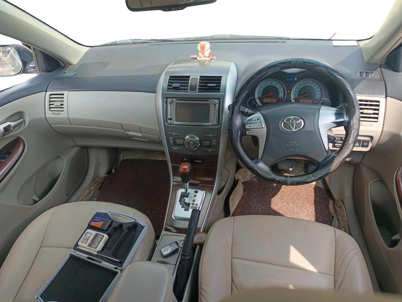 2012 Toyota Corolla Altis VL AT PETROL, Petrol, Automatic, 1,16,721 km, interior