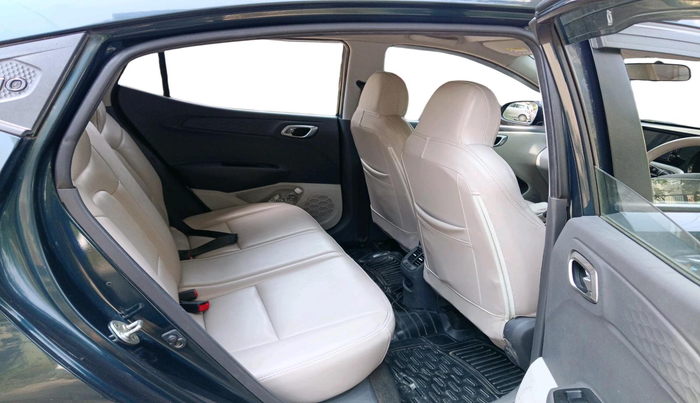 2021 Hyundai GRAND I10 NIOS SPORTZ 1.2 KAPPA VTVT CNG, CNG, Manual, 43,911 km, interior