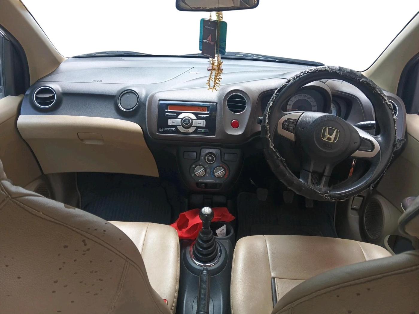 2012 Honda Brio S(O) MT, Petrol, Manual, 84,788 km, interior