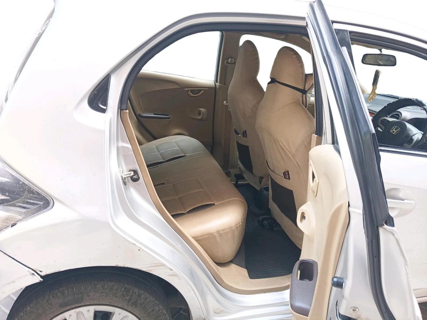 2012 Honda Brio S(O) MT, Petrol, Manual, 84,788 km, interior