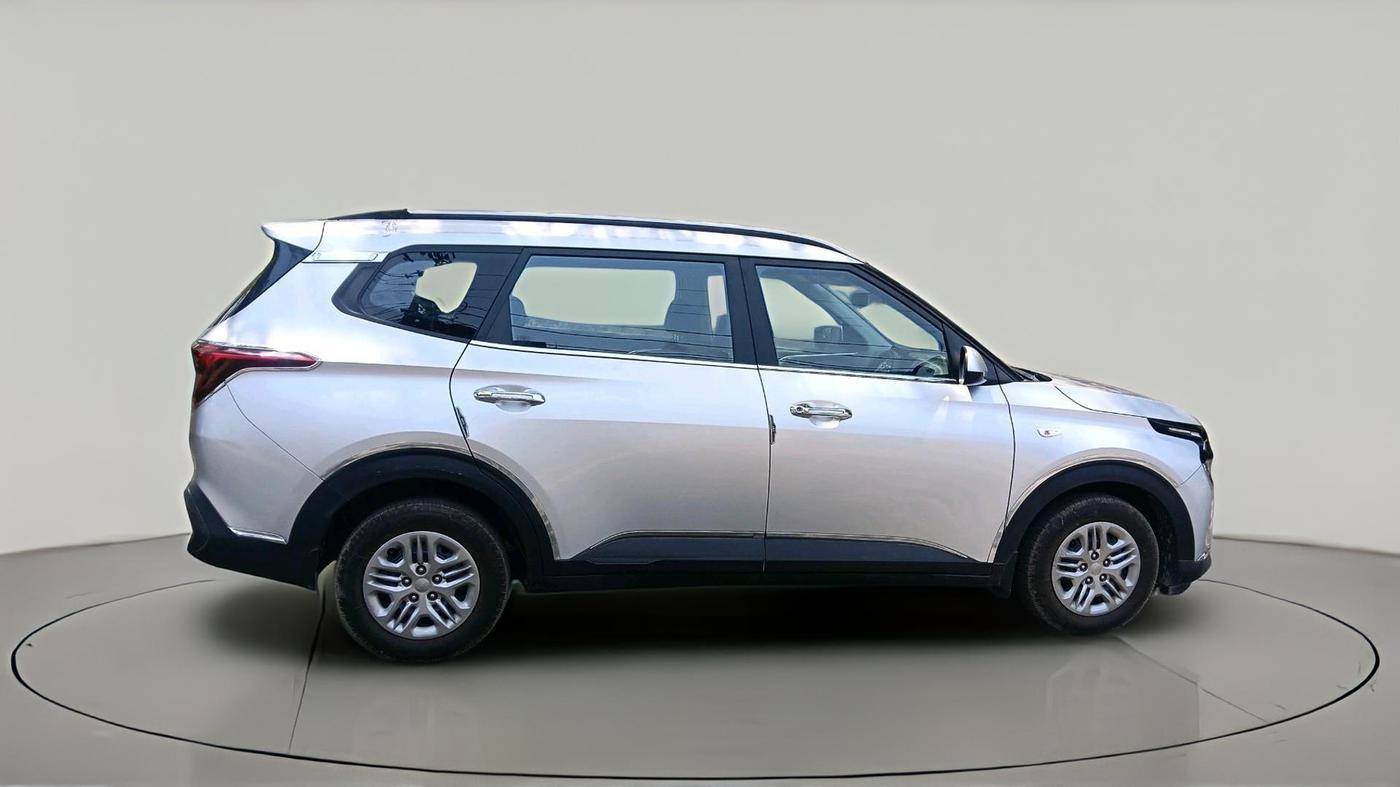 2023 KIA CARENS PREMIUM 1.5 PETROL 7 STR, Petrol, Manual, 43,742 km, exterior
