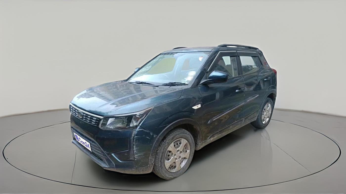 2019 Mahindra XUV300 W6 1.2 PETROL, Petrol, Manual, 85,386 km, exterior