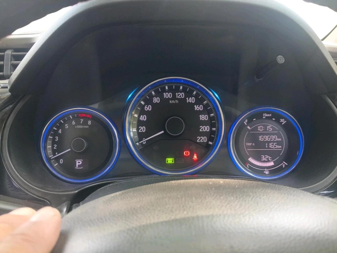 2015 Honda City 1.5L I-VTEC VX CVT, Petrol, Automatic, 1,69,699 km, interior