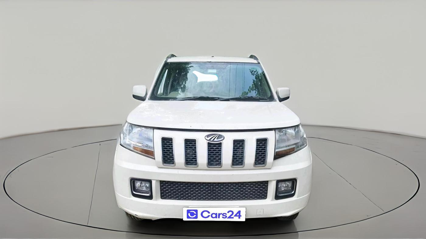 2017 Mahindra TUV300 T8, Diesel, Manual, 1,14,281 km, exterior