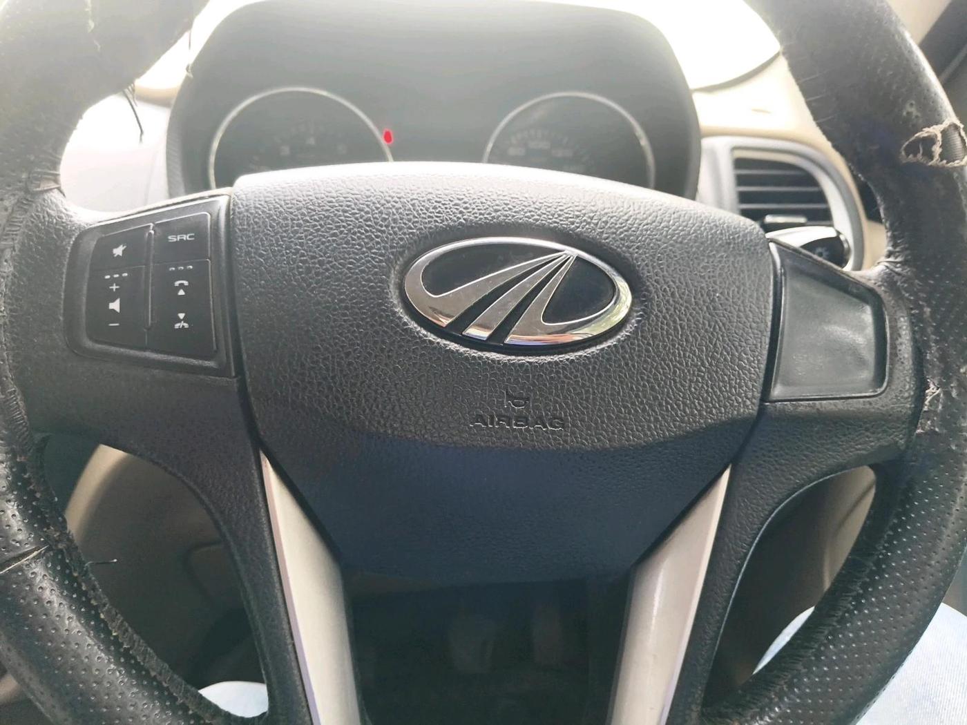 2017 Mahindra TUV300 T8, Diesel, Manual, 1,14,281 km, interior