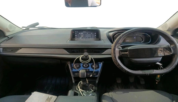 2023 Tata NEXON SMART+ SUNROOF 1.2 PETROL, Petrol, Manual, 40,278 km, interior