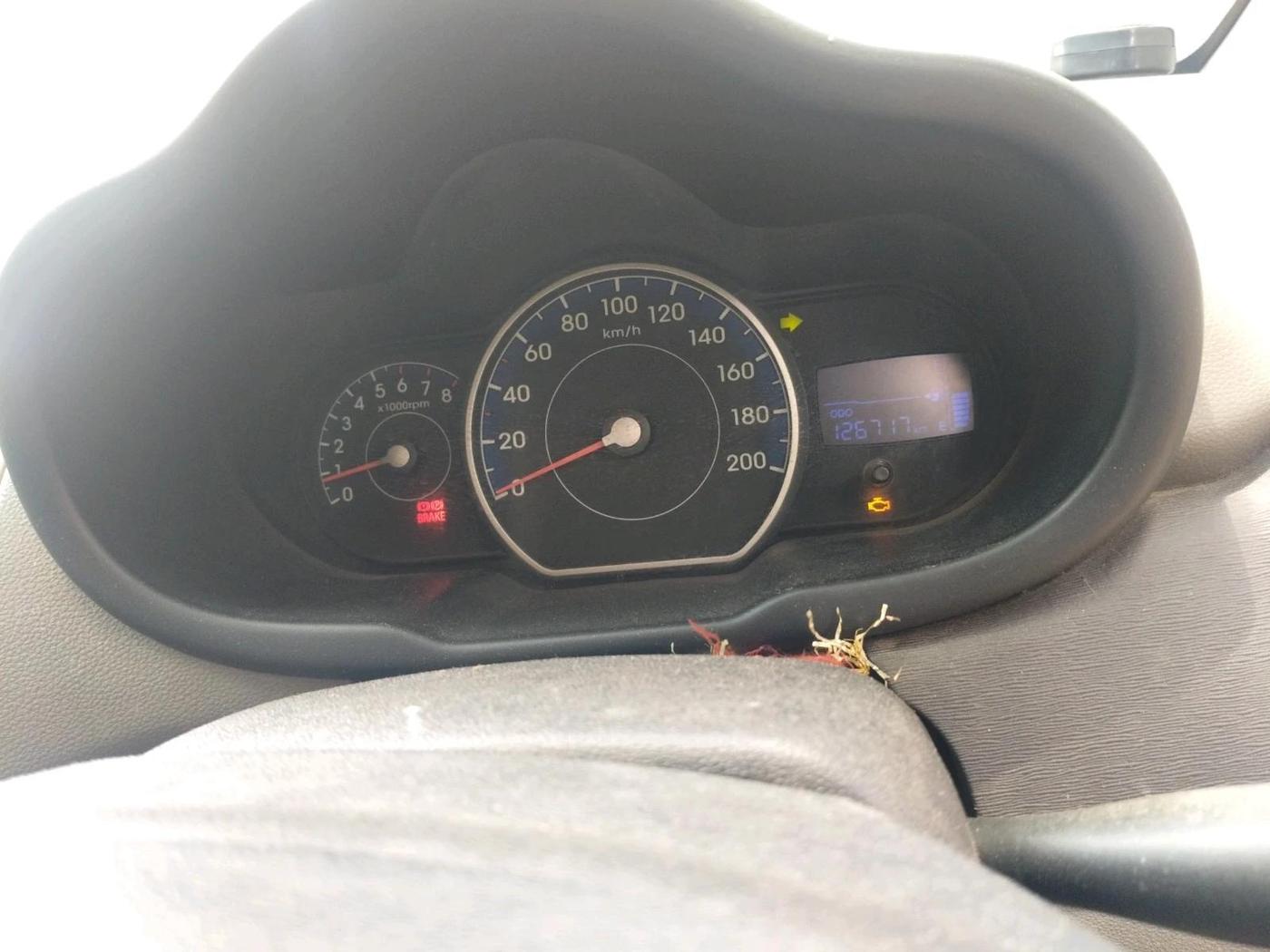 2011 Hyundai i10 ERA 1.1, CNG, Manual, 1,26,717 km, interior