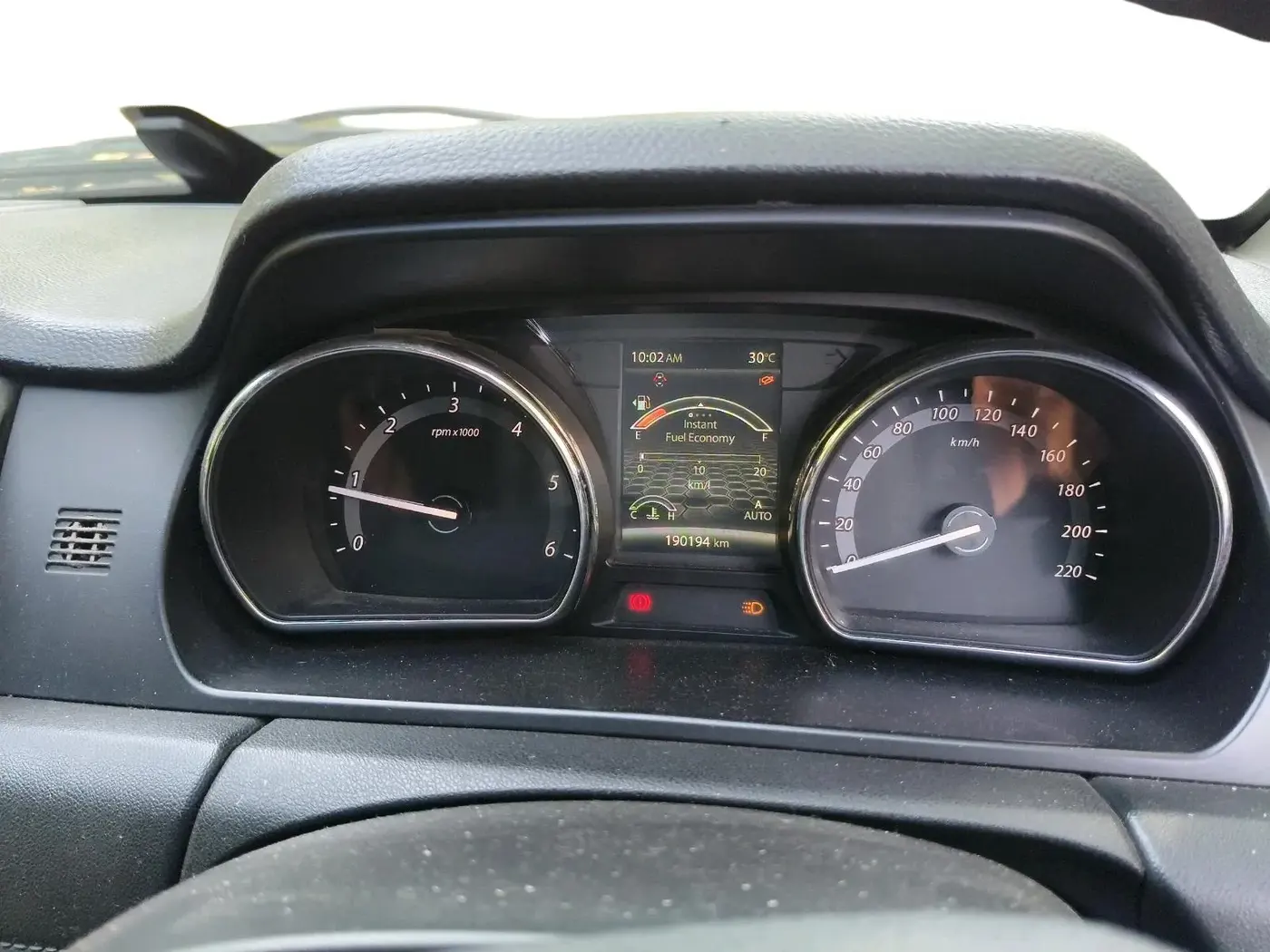 2017 Tata Hexa XT 4X2 7 STR, Diesel, Manual, 1,90,194 km, interior