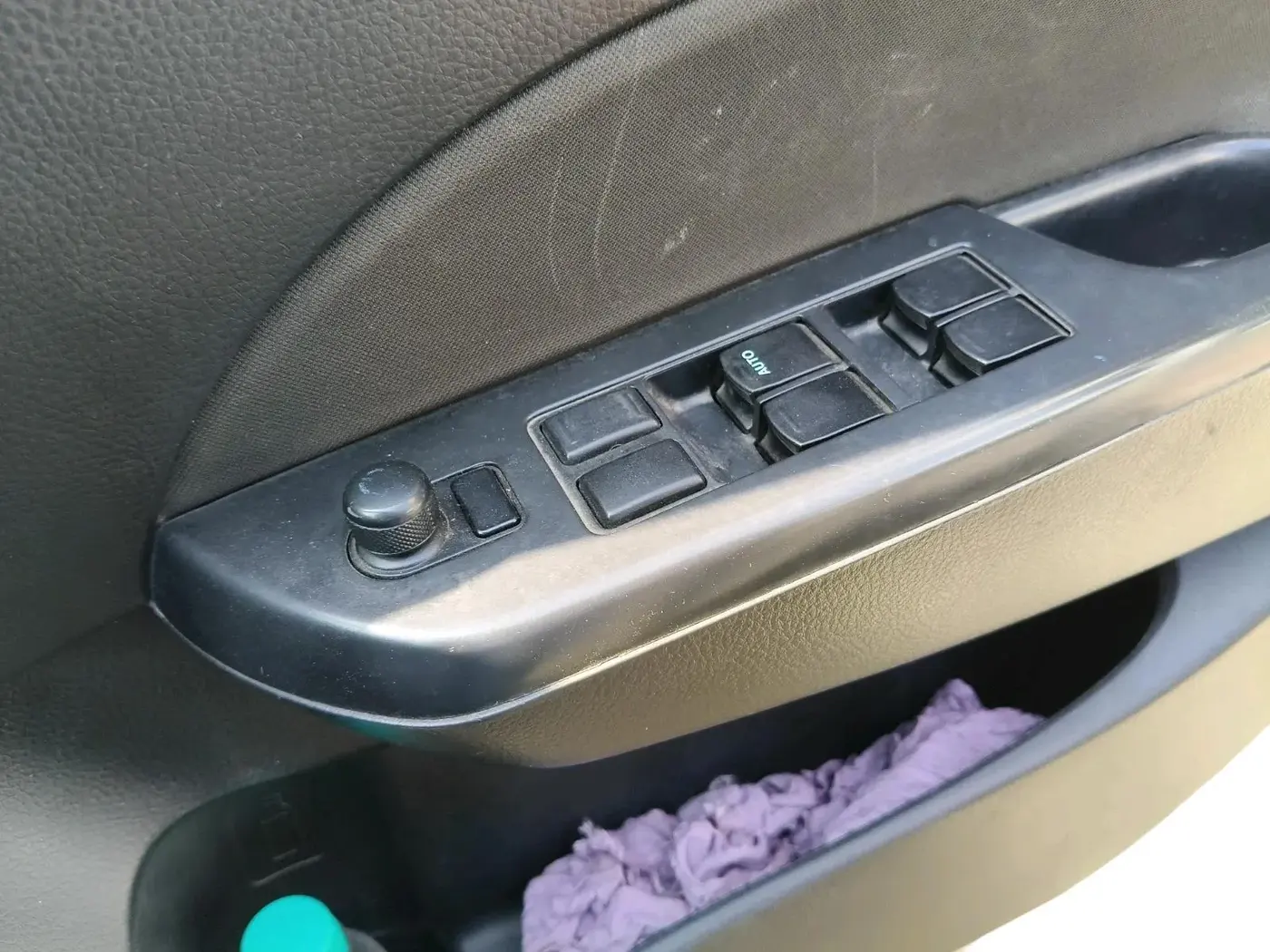 2015 Maruti Swift VXI, Petrol, Manual, 44,015 km, interior