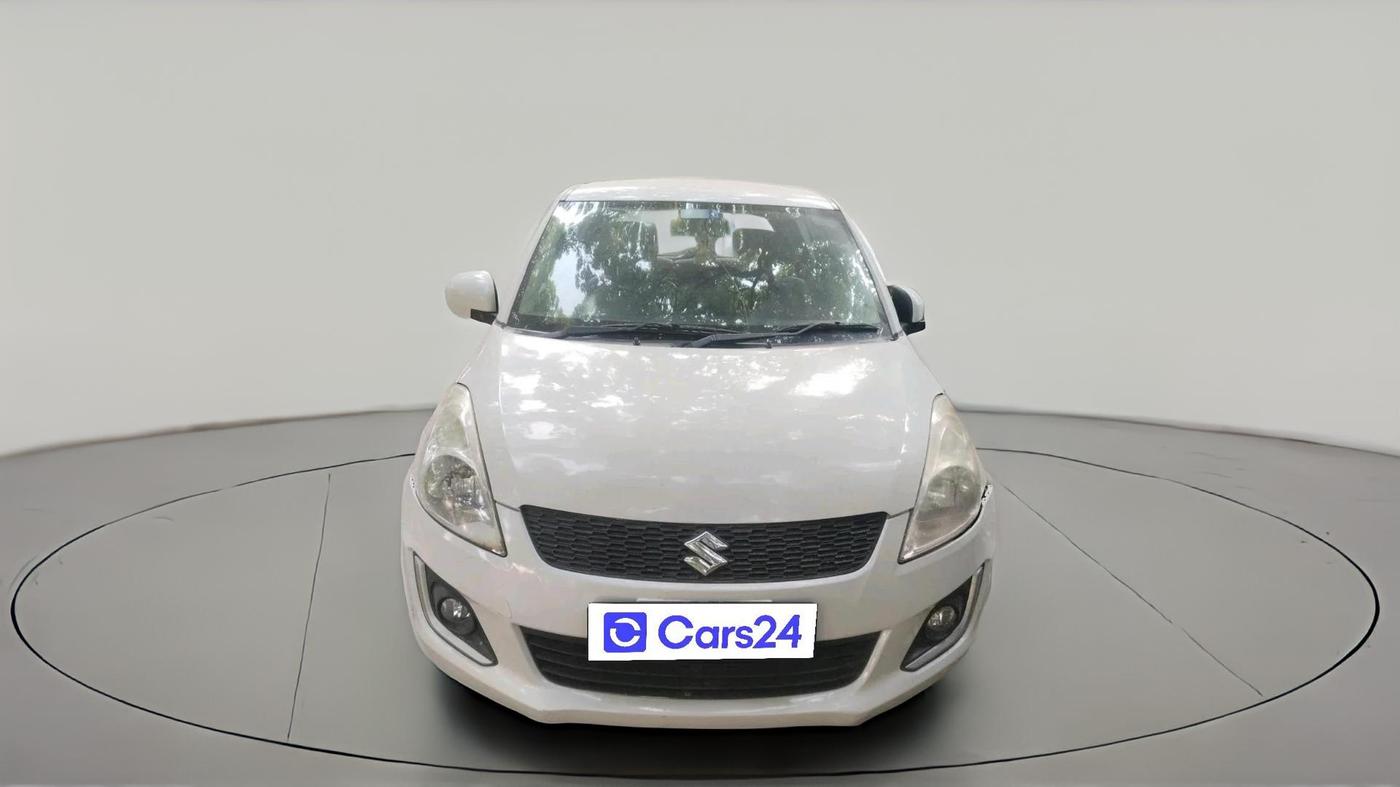 2017 Maruti Swift LXI (O), Petrol, Manual, 1,45,873 km, exterior