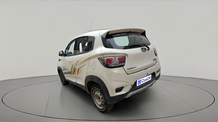 2017 Mahindra KUV 100 NXT K8 P 6 STR, Petrol, Manual, 78,426 km, exterior