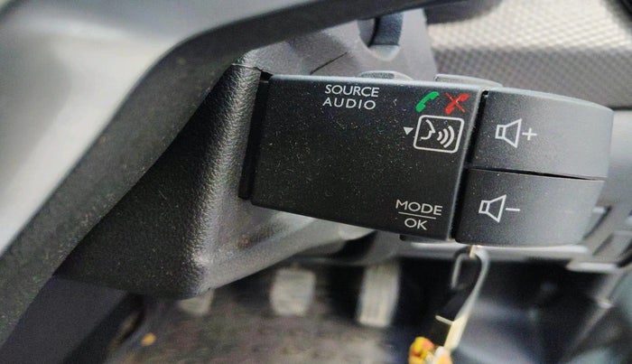 2022 Nissan Kicks XV 1.5, Petrol, Manual, 28,995 km, interior