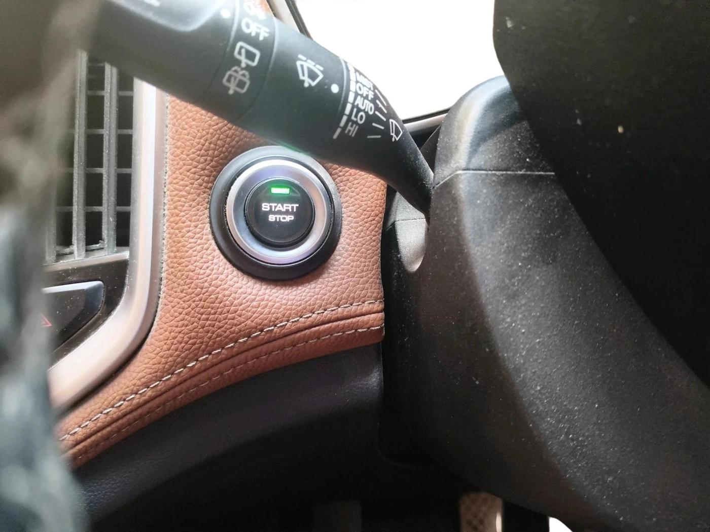 2021 MG HECTOR PLUS SHARP 1.5 PETROL TURBO HYBRID MT 6-STR, Petrol, Manual, 1,04,541 km, interior