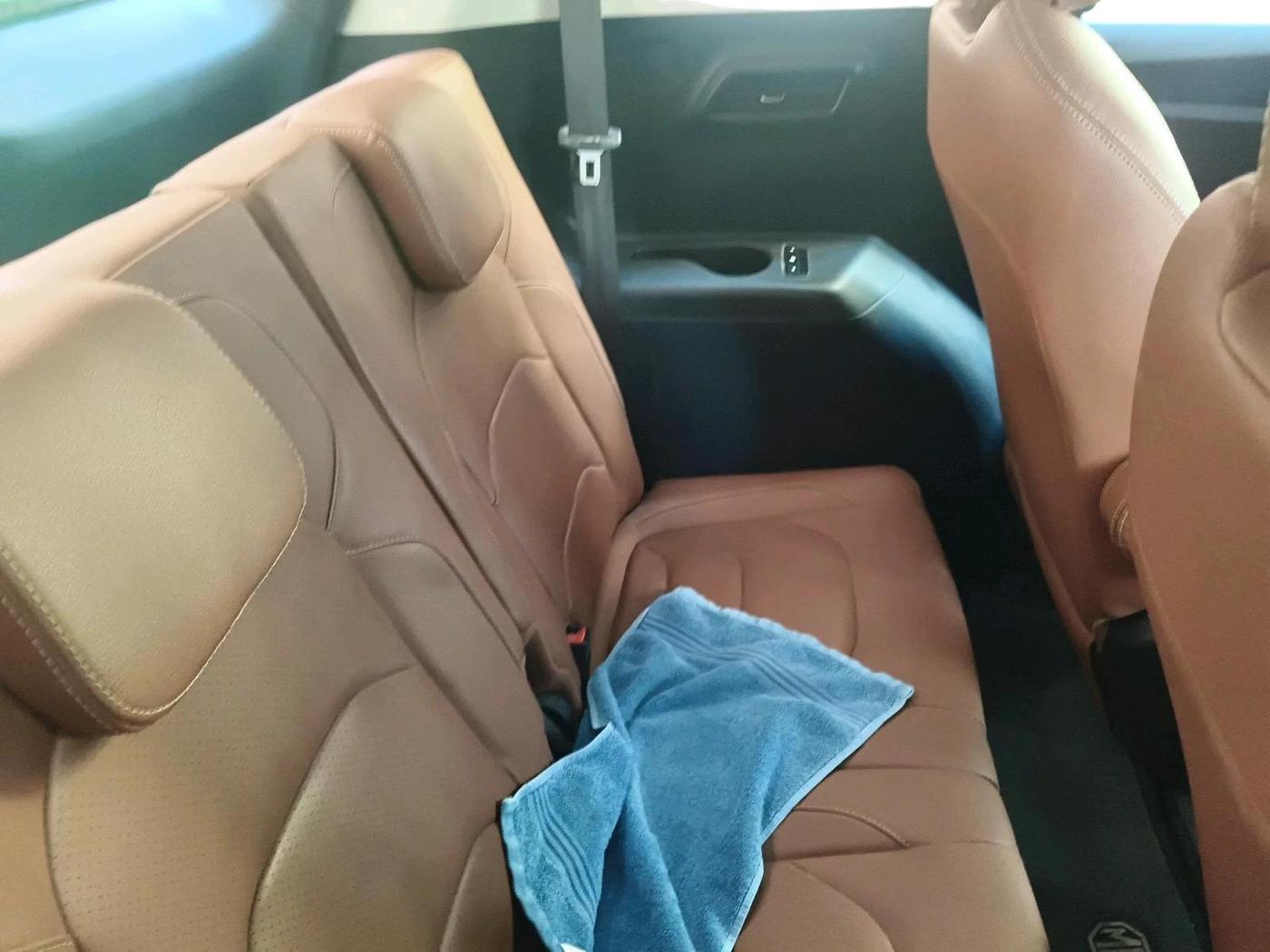 2021 MG HECTOR PLUS SHARP 1.5 PETROL TURBO HYBRID MT 6-STR, Petrol, Manual, 1,04,541 km, interior