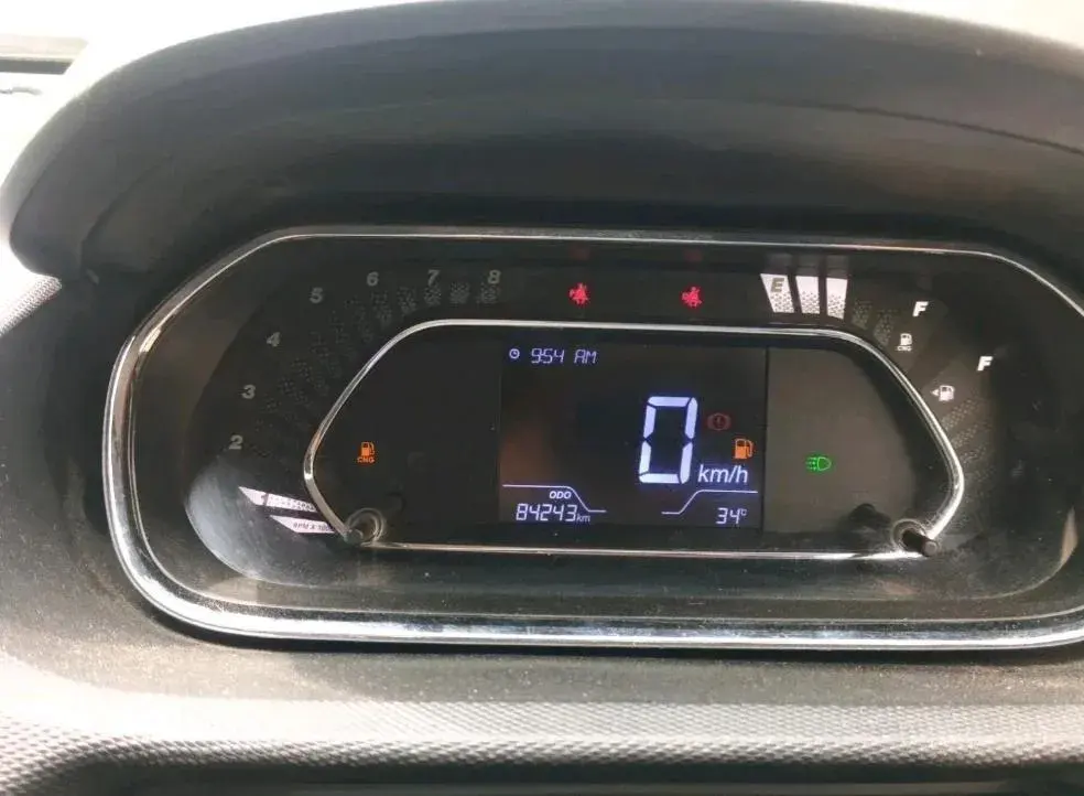 2022 Tata Tiago XZ PLUS CNG, CNG, Manual, 84,243 km, interior