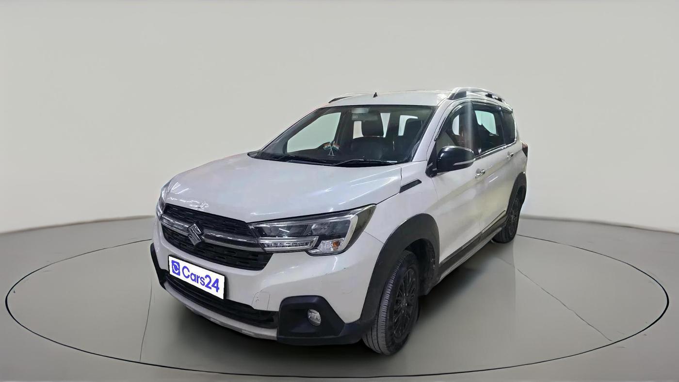 2020 Maruti XL6 ALPHA MT, Petrol, Manual, 1,37,525 km, exterior