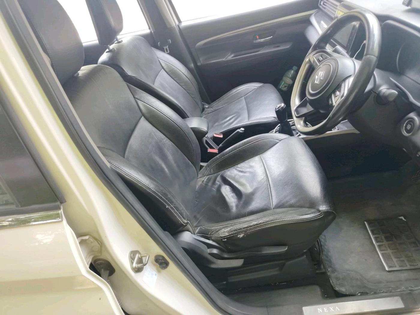 2020 Maruti XL6 ALPHA MT, Petrol, Manual, 1,37,525 km, interior
