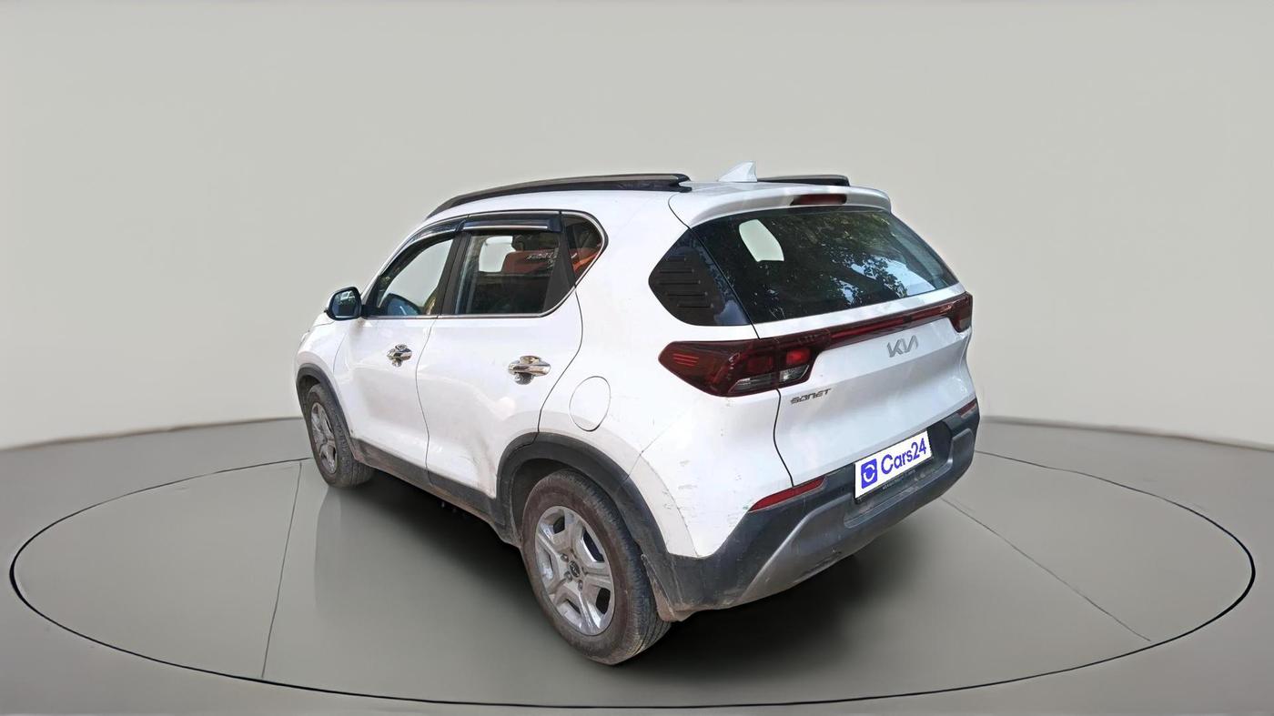 2022 KIA SONET HTK PLUS 1.5, Diesel, Manual, 1,29,836 km, exterior