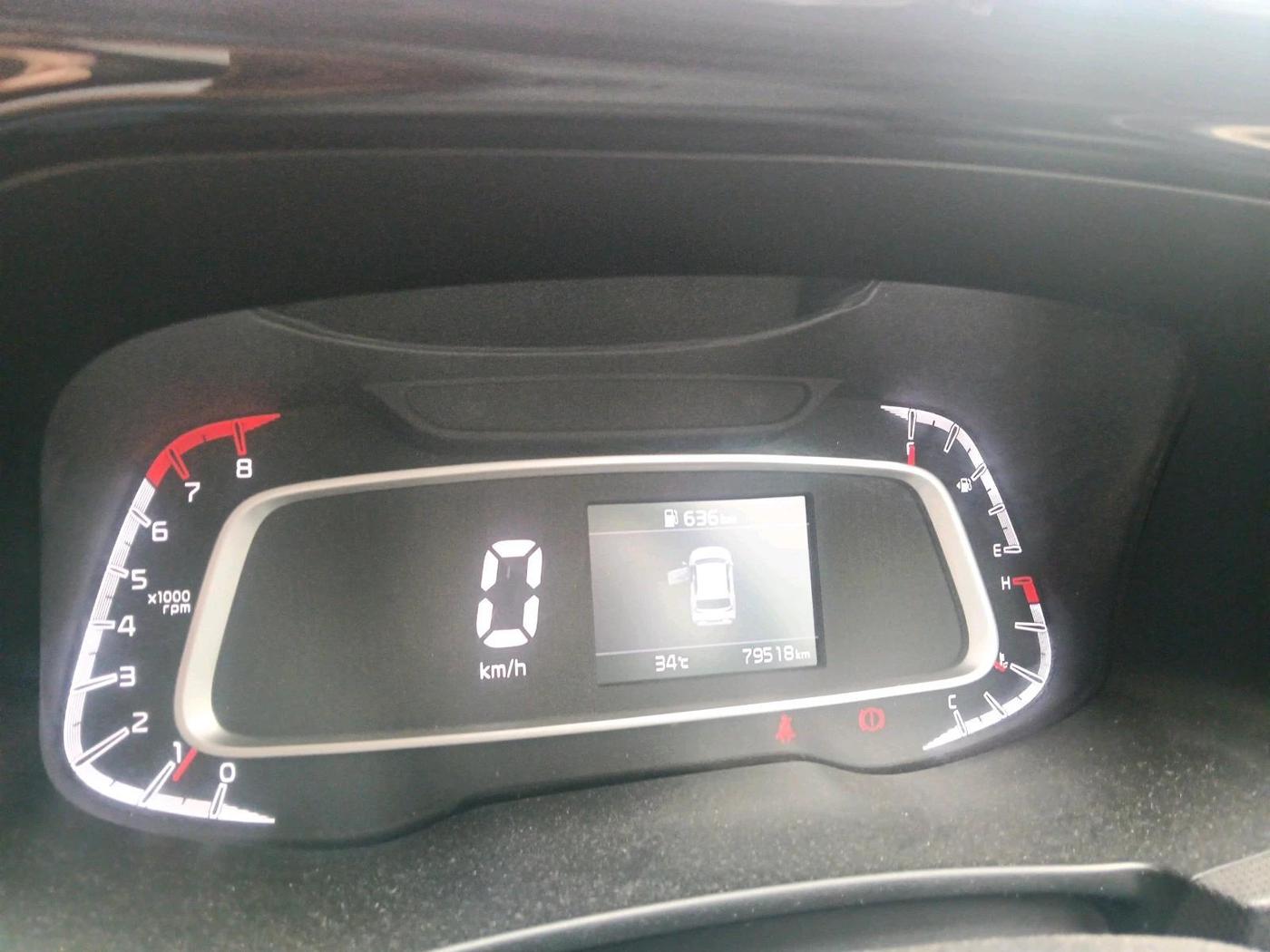 2020 KIA SONET HTK PLUS 1.2, Petrol, Manual, 79,518 km, interior