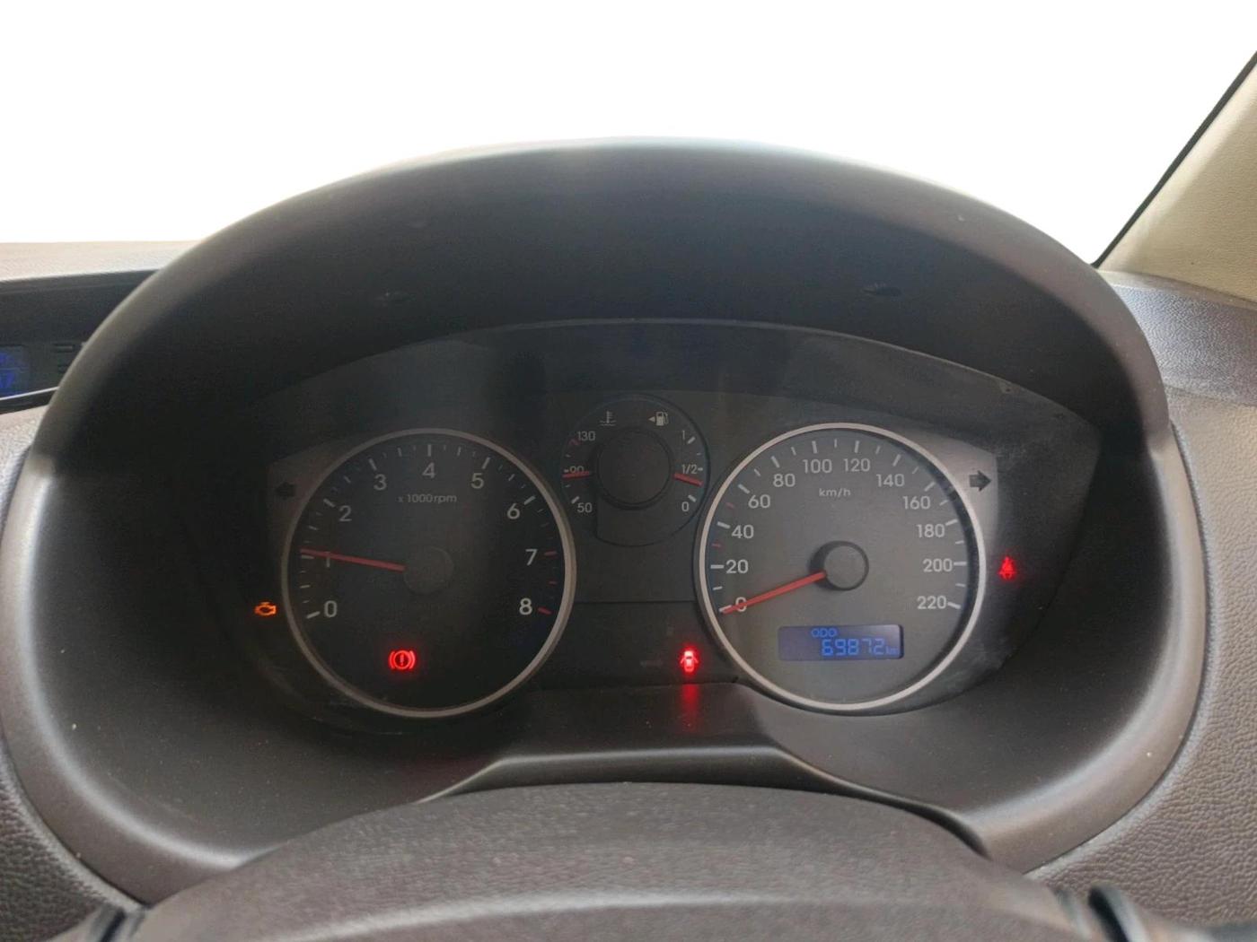 2013 Hyundai i20 MAGNA (O) 1.2, Petrol, Manual, 69,872 km, interior